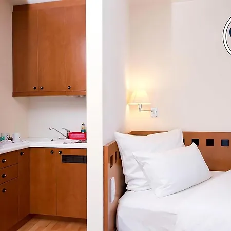Dresden 4*